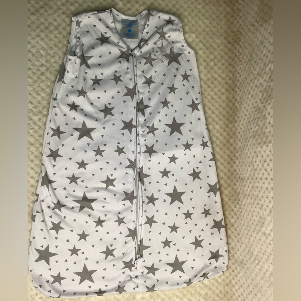 Halo Kids Gray Star Pattern Sleep Sack Size Small S 3M to 6M
